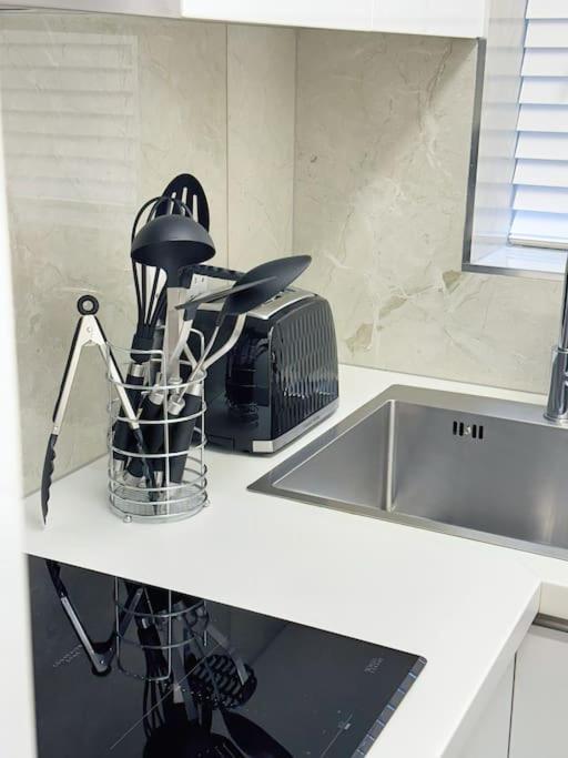The Mayfair Gem Apartament *