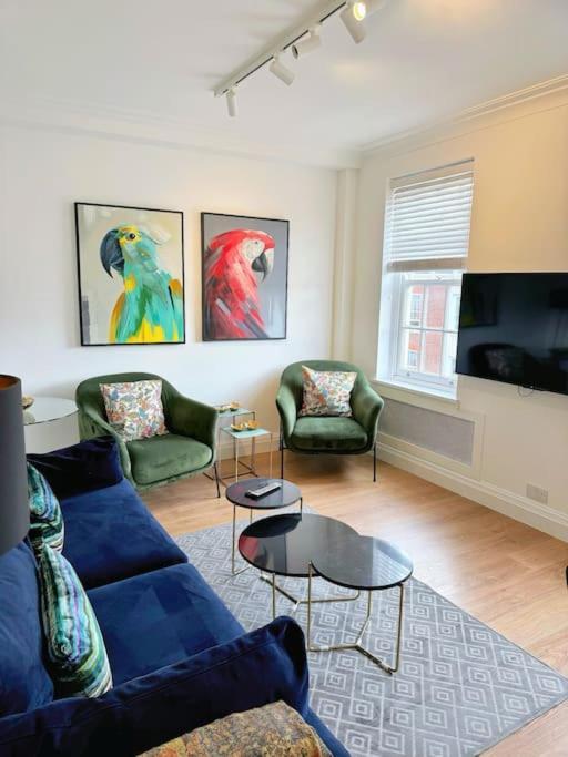 The Mayfair Gem Apartament *